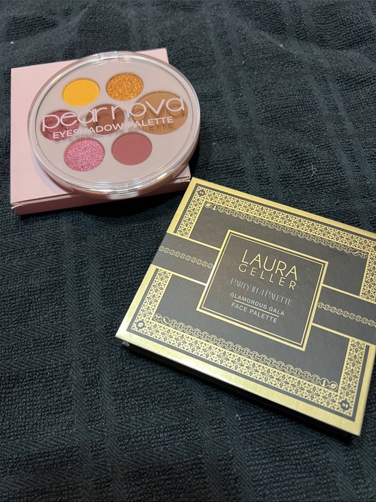 Laura Geller Other - Laura Geller Black & Gold Face Palette